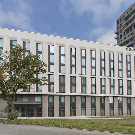 Courtyard By Marriott Hamburg City-2